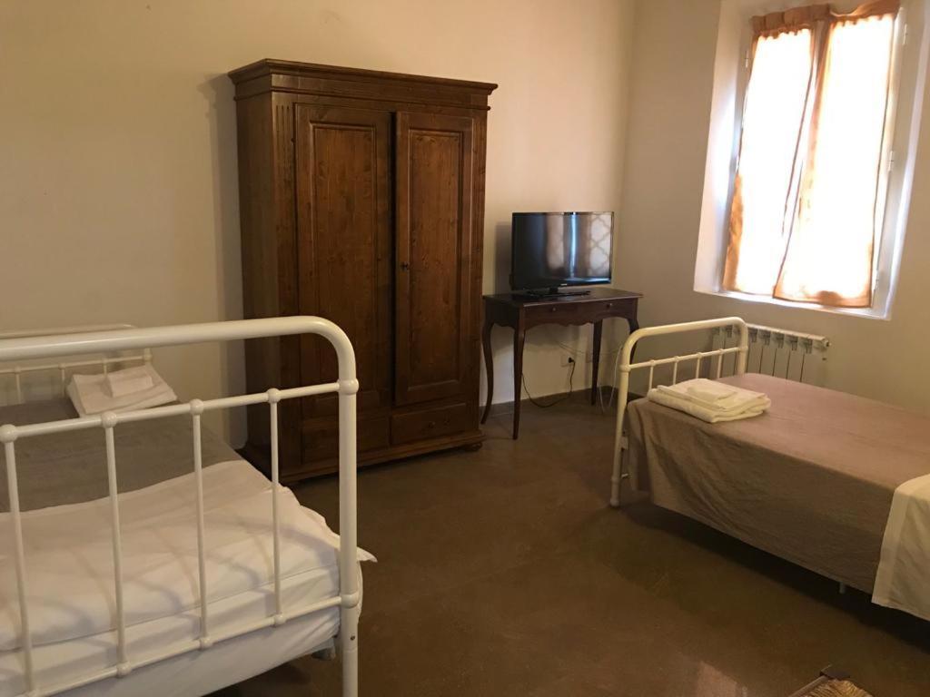 La Sosta Camere & Appartamenti San Felice sul Panaro Buitenkant foto