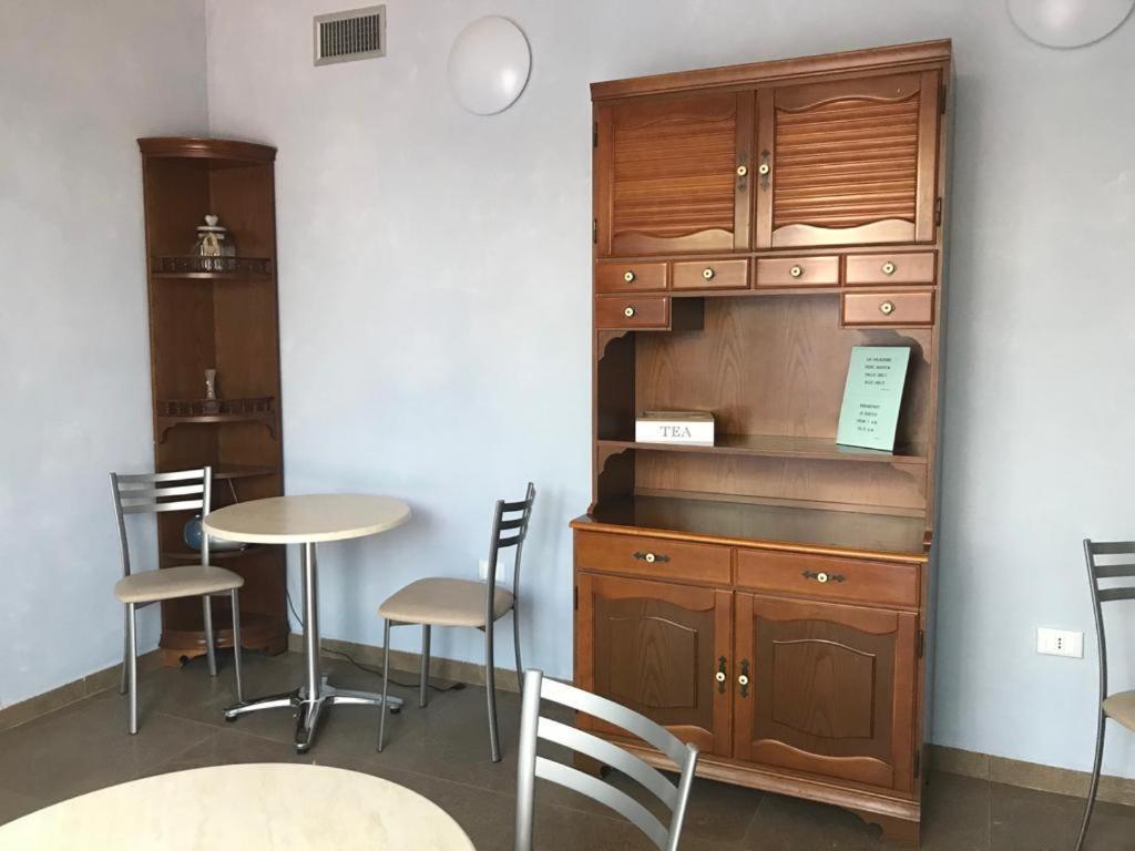 La Sosta Camere & Appartamenti San Felice sul Panaro Buitenkant foto